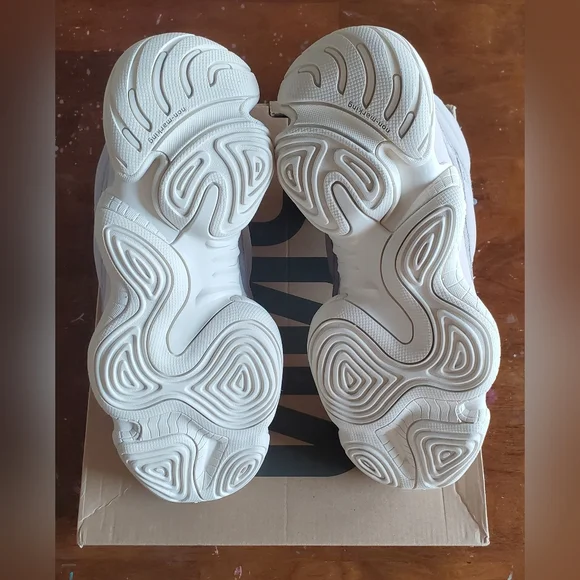 Yeezy 500 High Mist Stone Size 11 - Picture 8 of 9